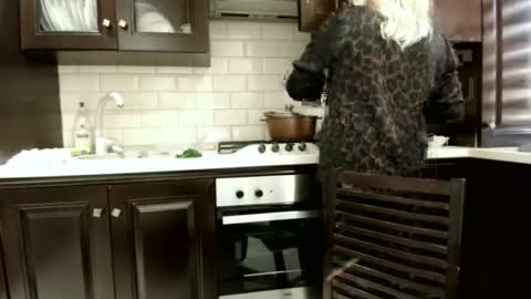 Snapshot of heyheygrey chatting on 10/20/25, 11:10 Heyheygrey online show from 10/20/25, 11:10