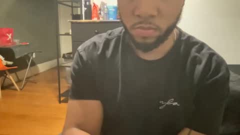 Snapshot of heyitsmao chatting on 11/10/25, 02:32 heyitsmao online show from 11/10/25, 02:32