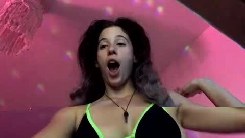 FlexieFae online show from 10/05/25, 10:35