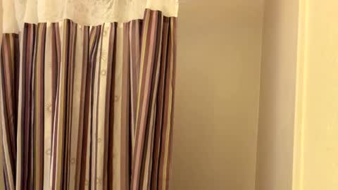 FlexieFae online show from 02/04/26, 05:41