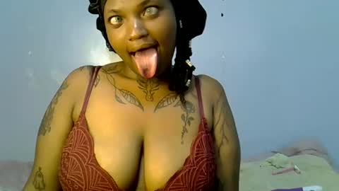 heyybanan online show from 03/12/25, 07:06