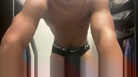 Snapshot of hhernan1 chatting on 02/08/26, 10:57 hhernan1 online show from 02/08/26, 10:57