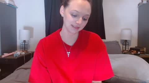 Snapshot of hi_cut_cutie chatting on 12/01/25, 01:10 Paige online show from 12/01/25, 01:10