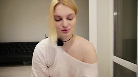 Ana online show from 12/03/25, 06:39