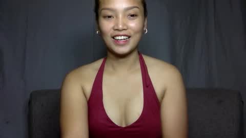 hi_there99 online show from 10/26/25, 10:47