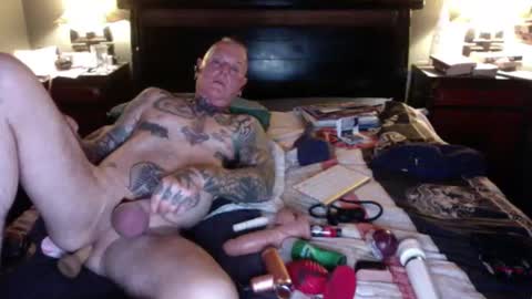 Snapshot of hiasallfuk13 chatting on 10/01/25, 05:08 HARDCORE13 online show from 10/01/25, 05:08