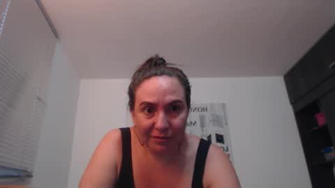 Tinna online show from 02/21/26, 11:17