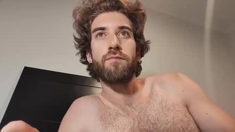 Snapshot of hiddengaze chatting on 02/25/26, 04:16 HiddenGaze online show from 02/25/26, 04:16