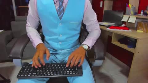 George online show from 12/24/24, 12:22