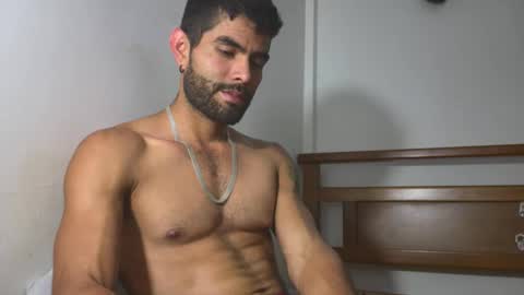 hideonbush online show from 05/07/26, 01:00
