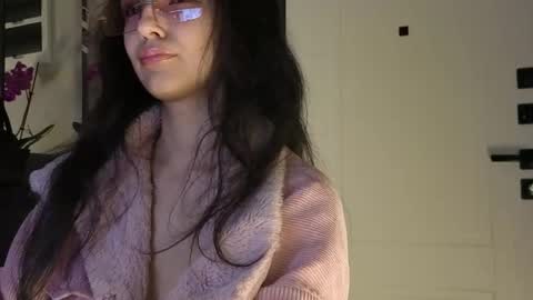 HIHIKA online show from 05/22/26, 10:15