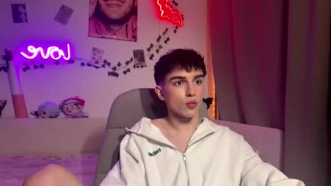 Snapshot of hiidear chatting on 02/24/26, 05:55 twinkvadusha online show from 02/24/26, 05:55