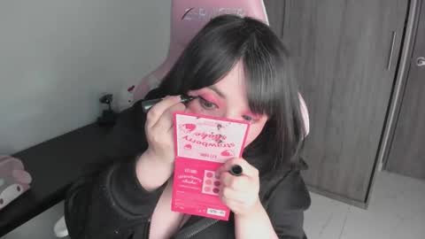 hikaru_arimura online show from 10/17/25, 10:56