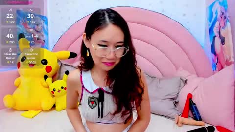 Hikori online show from 03/12/25, 07:46