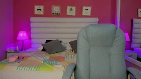 hilary_tailor online show from 12/21/25, 11:50