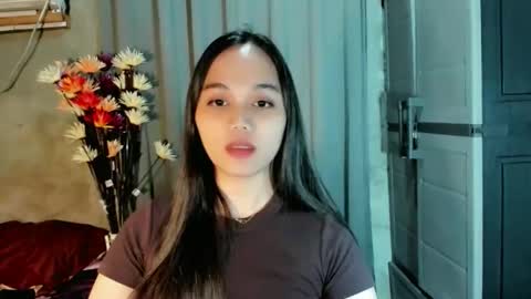 hilarymolly online show from 04/11/26, 06:45