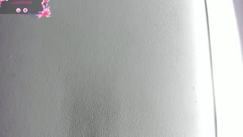 Hilary Thomsom online show from 12/17/25, 12:33