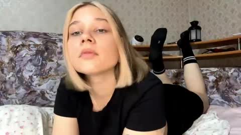 Julia online show from 05/10/26, 03:06
