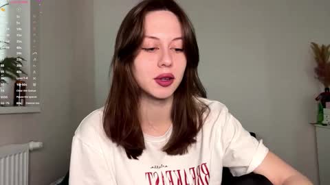 Hi Im Elizabeth online show from 03/19/26, 12:20