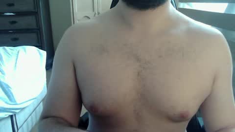 Snapshot of himbo_fox chatting on 06/13/26, 05:22 Himbo fox online show from 06/13/26, 05:22