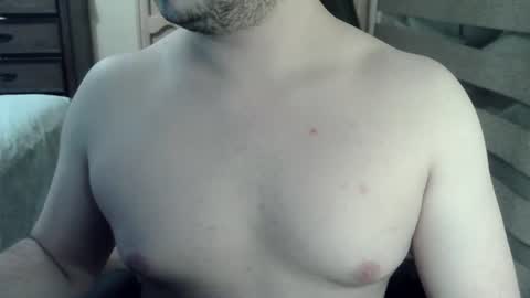 Snapshot of himbo_fox chatting on 07/02/26, 03:17 Himbo fox online show from 07/02/26, 03:17