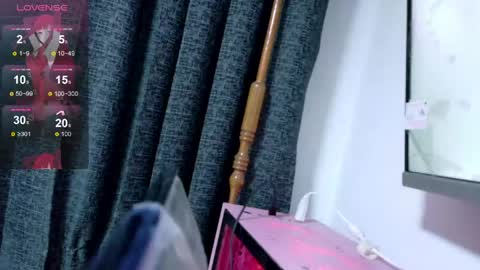 Inori Independent model online show from 05/28/26, 11:13