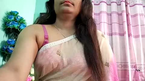 himuhimu22 online show from 01/20/25, 02:22