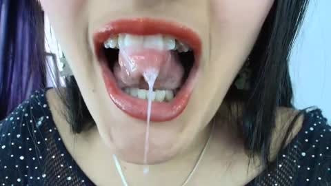 hinata online show from 02/04/26, 08:47