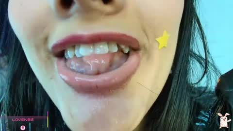 hinata online show from 04/11/26, 03:16