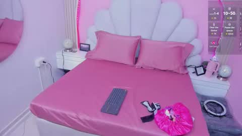 hinata_dolly online show from 03/25/26, 10:54