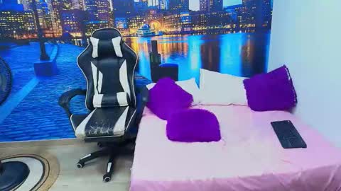 hinataii online show from 02/19/26, 08:32