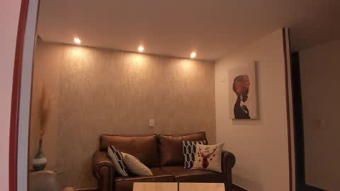 Hinnata online show from 01/30/25, 02:27