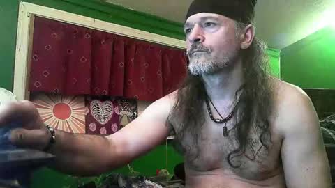 hippiedad333 online show from 04/05/26, 03:04