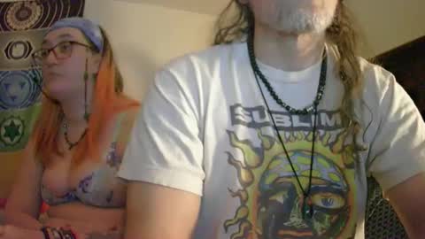hippiedad333 online show from 05/15/26, 05:25