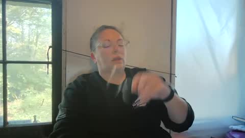 Bella online show from 09/13/25, 06:18