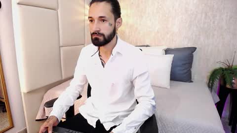 Hisoka online show from 02/16/26, 07:32