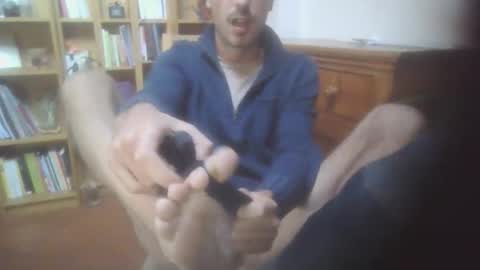 hitmenoww online show from 11/05/25, 03:12