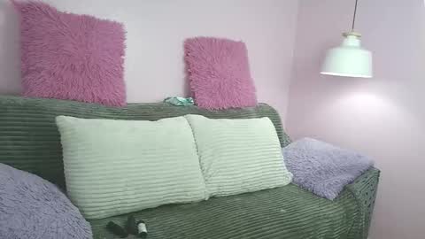 hiyakasudere_ online show from 01/06/26, 06:00