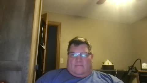 Snapshot of hmmtat chatting on 01/13/25, 10:03 hmmtat online show from 01/13/25, 10:03