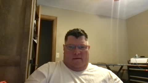 Snapshot of hmmtat chatting on 03/03/25, 02:59 hmmtat online show from 03/03/25, 02:59