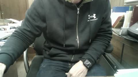 Snapshot of hnic9999 chatting on 01/23/25, 10:44 Nick online show from 01/23/25, 10:44