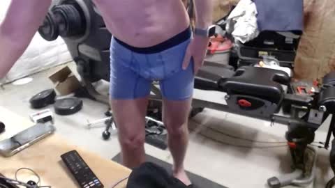 Snapshot of hnic9999 chatting on 02/27/26, 01:11 Nick online show from 02/27/26, 01:11