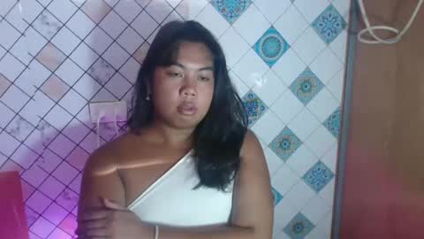 Layla3 online show from 02/16/26, 02:51