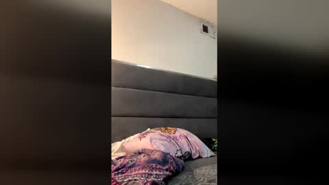 hoffman0189 online show from 02/06/26, 02:16