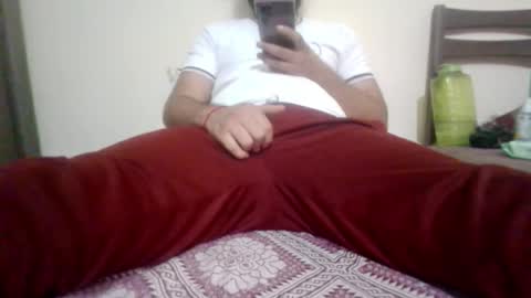 holaalaa123 online show from 10/29/25, 05:25