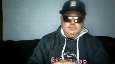 holden_minutz online show from 07/29/26, 07:06