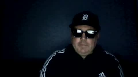holden_minutz online show from 08/05/26, 07:33