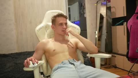 Extaz  Athrey  Howard online show from 10/09/25, 09:13