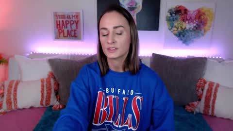 Holi Hurricane online show from 01/13/26, 04:07