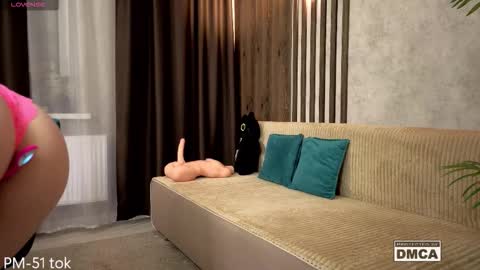 My social media links subscribe to support me  online show from 03/09/26, 08:24